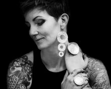 Ladda upp bild till gallerivisning, SAMMAN - Örhänge