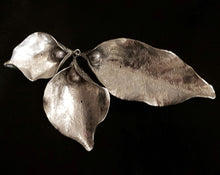 Ladda upp bild till gallerivisning, MIARA - Halssmycke, sötvattenspärla, grå