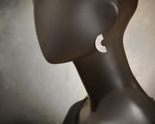 Ladda upp bild till gallerivisning, TWINY - Örhängen - stift