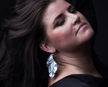 Ladda upp bild till gallerivisning, LOV´T - Örhänge - Singel