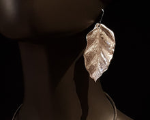 Load image into Gallery viewer, LOV`T - Earrings - pair
